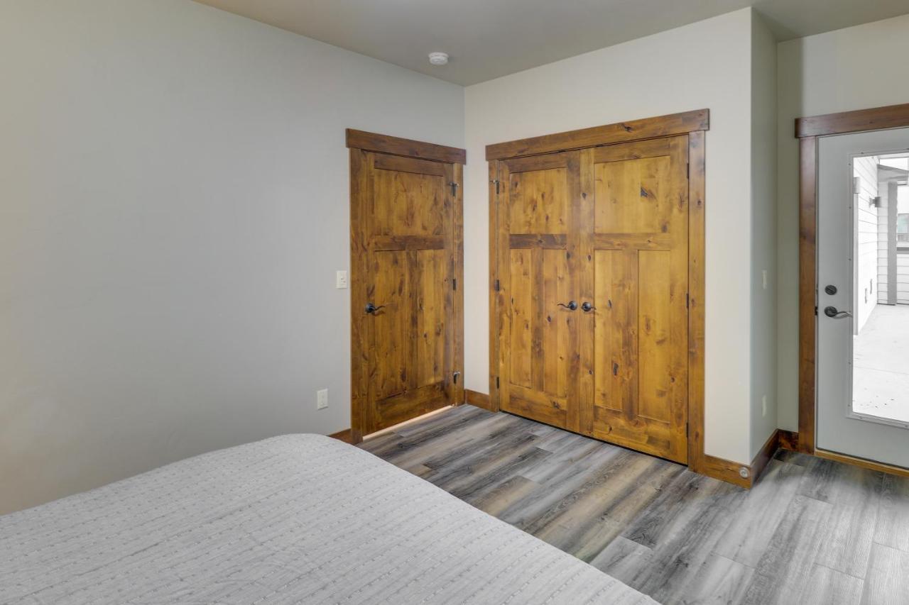 Downtown Columbia Falls Condo 16 Mi To Ski Resort Exterior photo